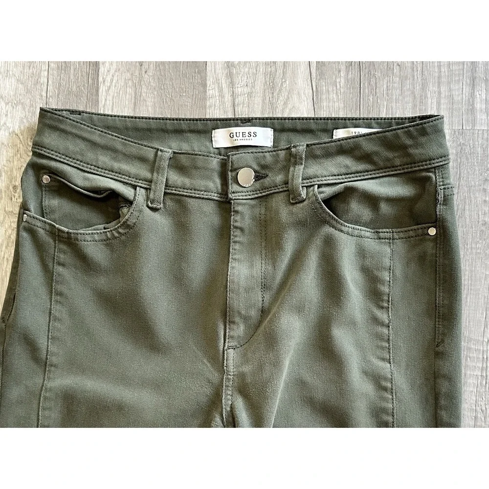 Guess 1981 Skinny Jeans Mid Rise Medium Wash Denim Women's Size 29‎ Green